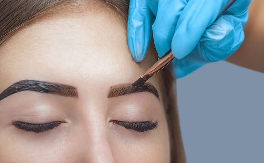 Tinting Brows with Henna: A Complete Guide to Natural Brow Color